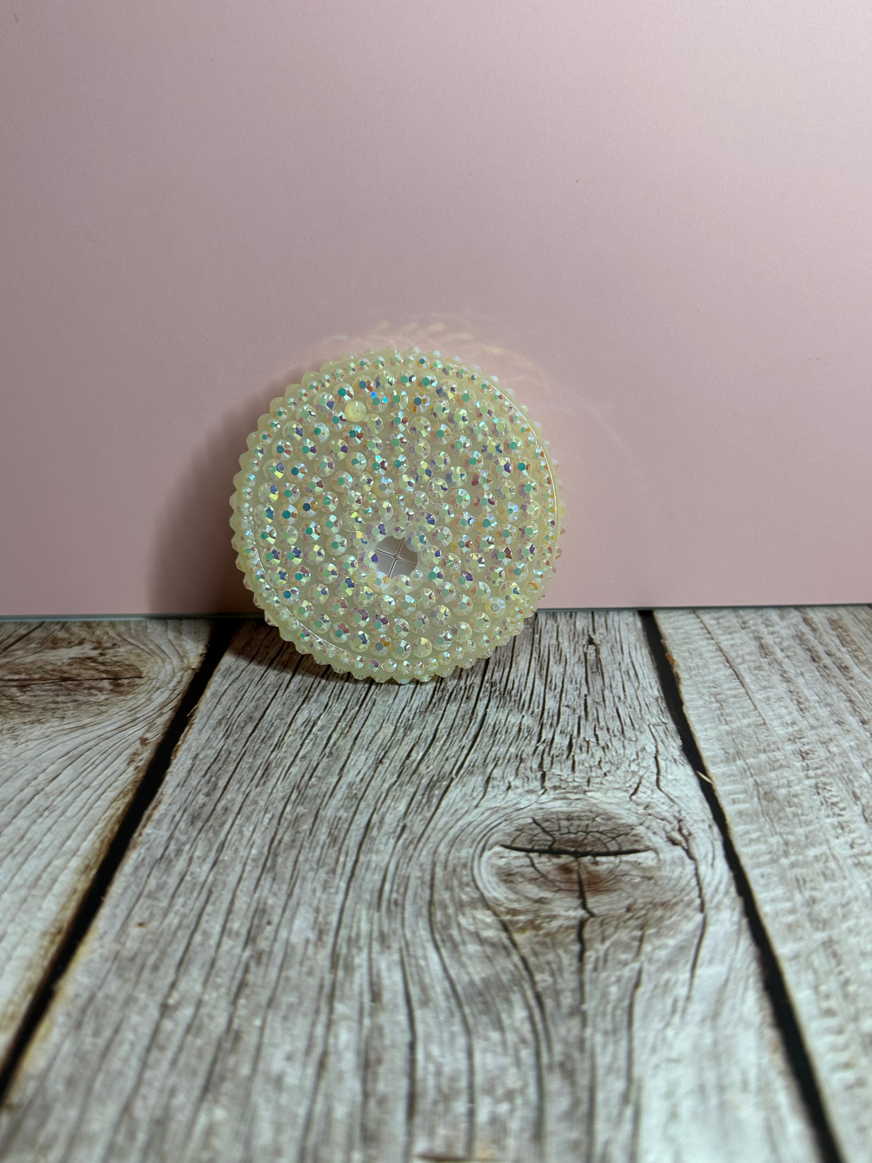 Crème/silver/ black Diamond Lid